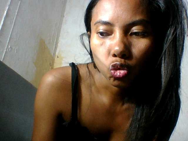 Aina9, live now on BongaCams