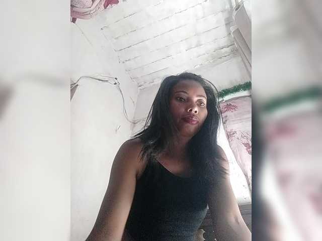 Aina9 live cam on BongaCams