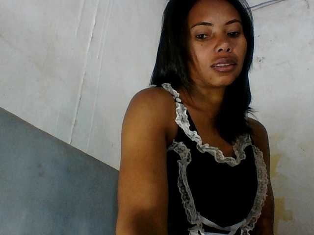 Aina9 live webcam show
