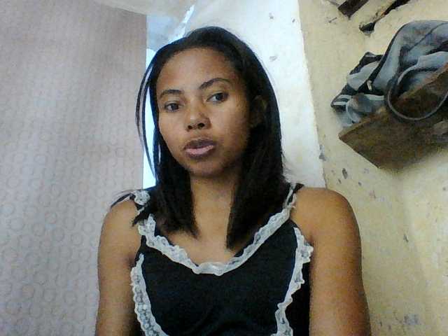Aina9 live webcam show
