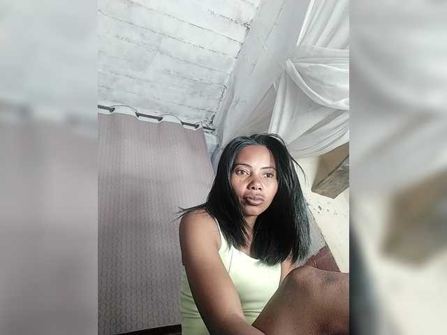Aina9 live cam on BongaCams