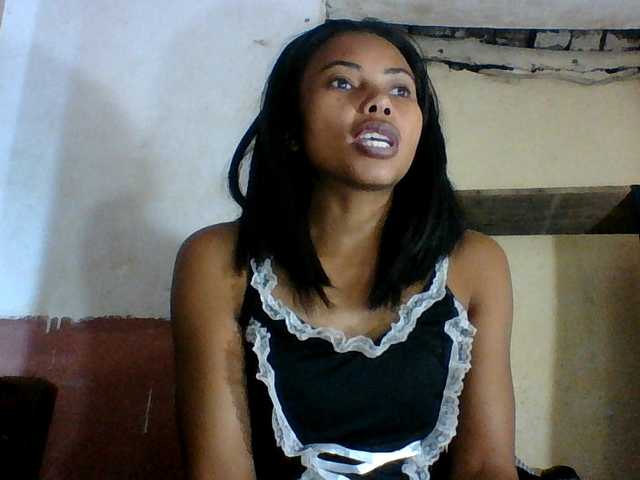 Aina9 live webcam show