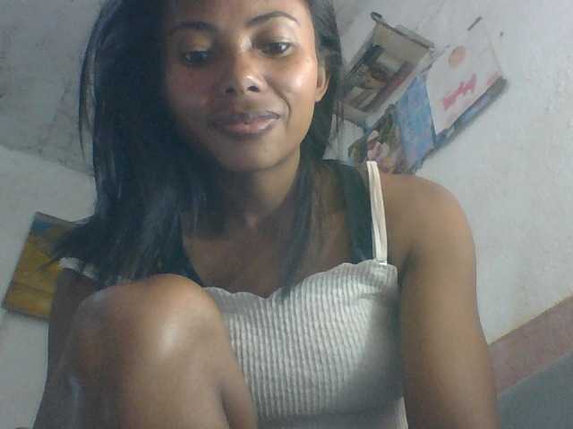 Aina9 live cam on BongaCams