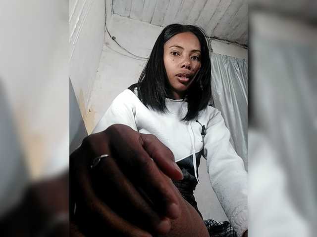 Aina9