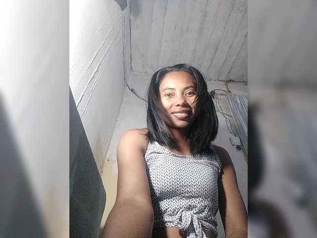 Aina9 live cam on BongaCams