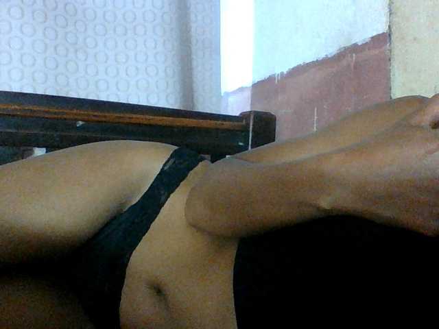 Aina9 live cam on BongaCams
