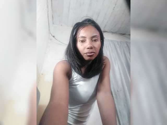 Aina9 live cam on BongaCams