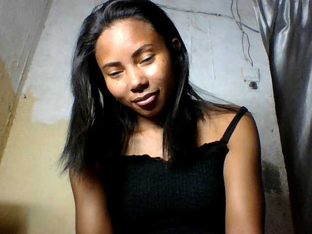 Aina9 live cam on BongaCams