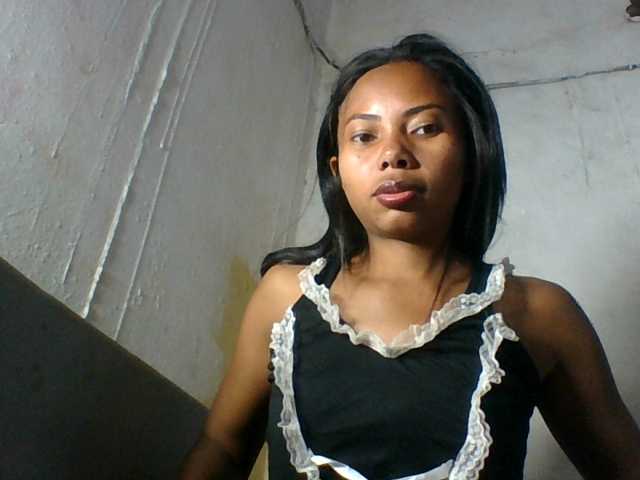 Aina9, live now on BongaCams