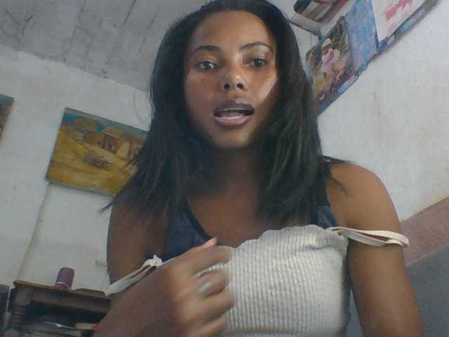 Aina9 live cam on BongaCams