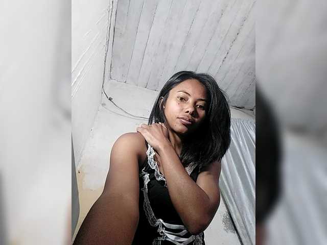 Aina9 live cam on BongaCams