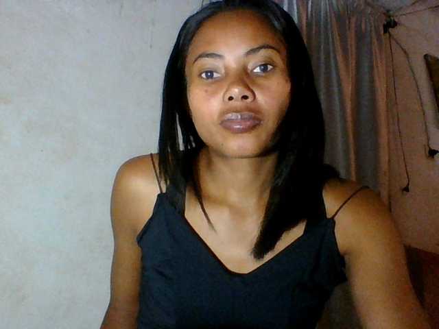Aina9 live cam on BongaCams