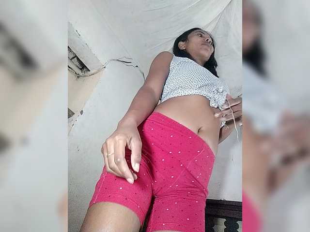 Aina9 live cam on BongaCams