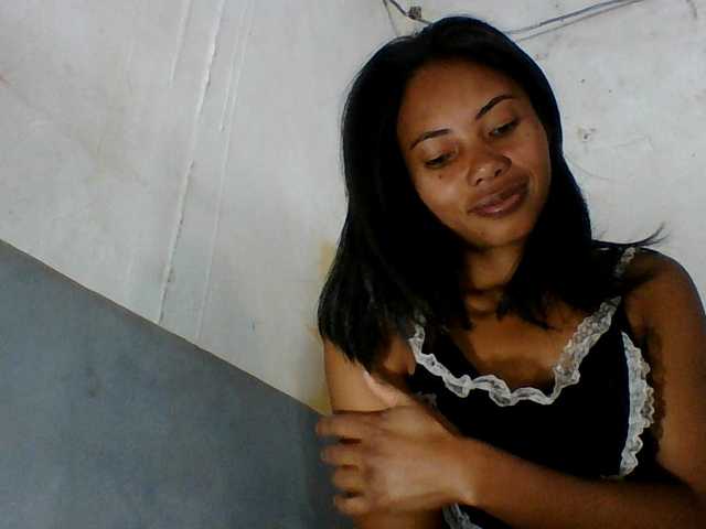 Aina9 live webcam show