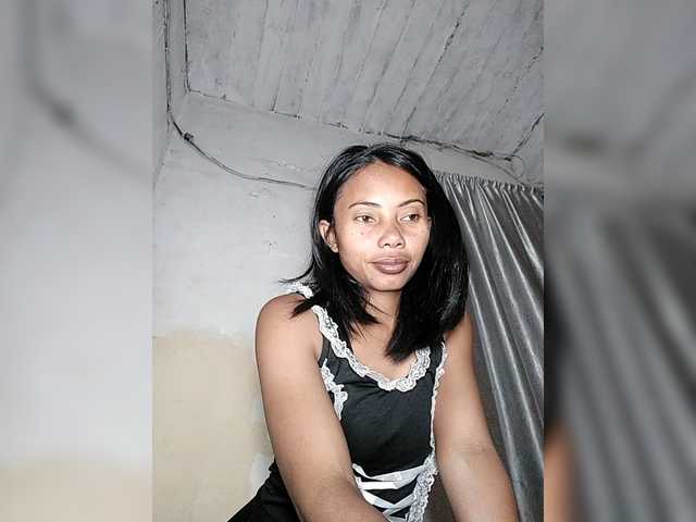 Aina9 live cam on BongaCams