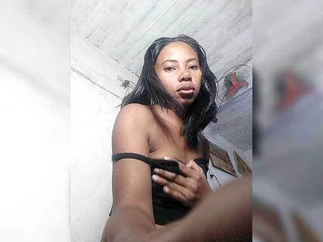 Aina9 live cam on BongaCams