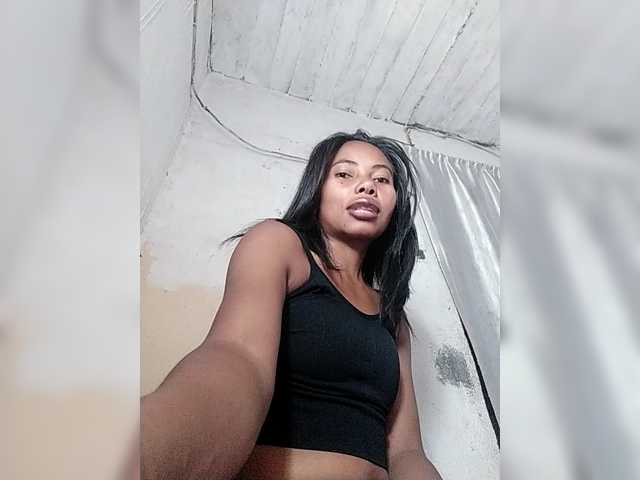 Aina9 live cam on BongaCams