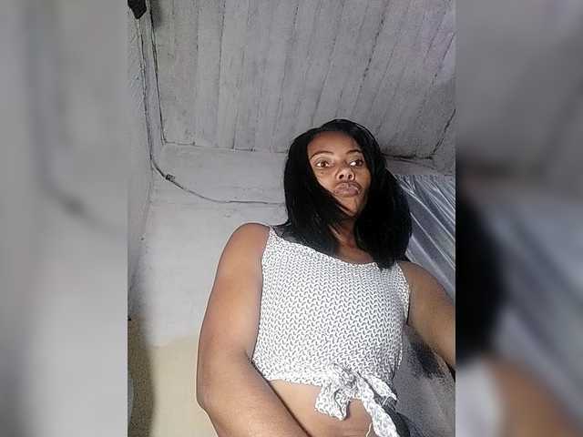 Aina9 live cam on BongaCams