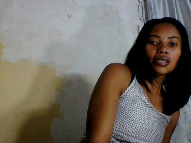 Aina9 live cam on BongaCams