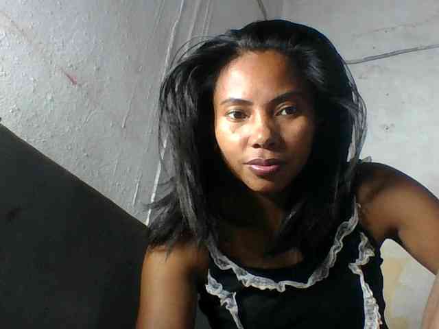 Aina9