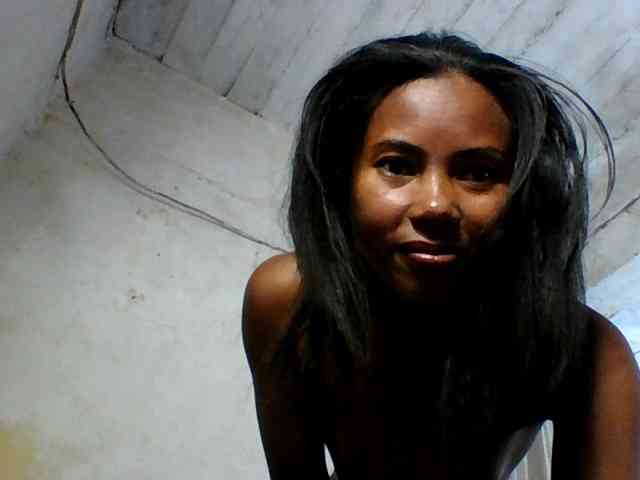 Aina9