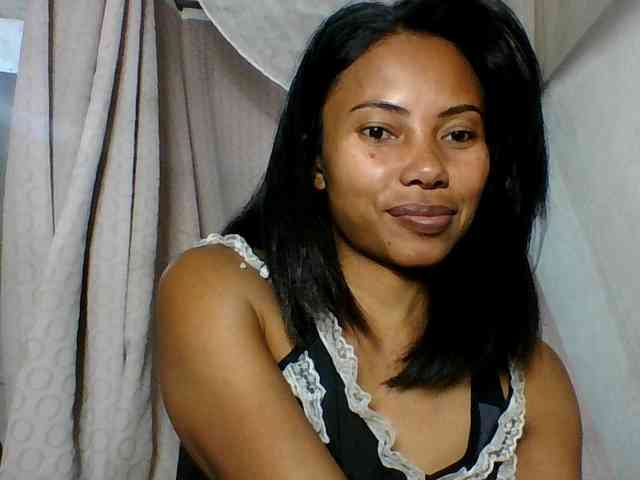 Aina9 Live Webcam on BongaCams