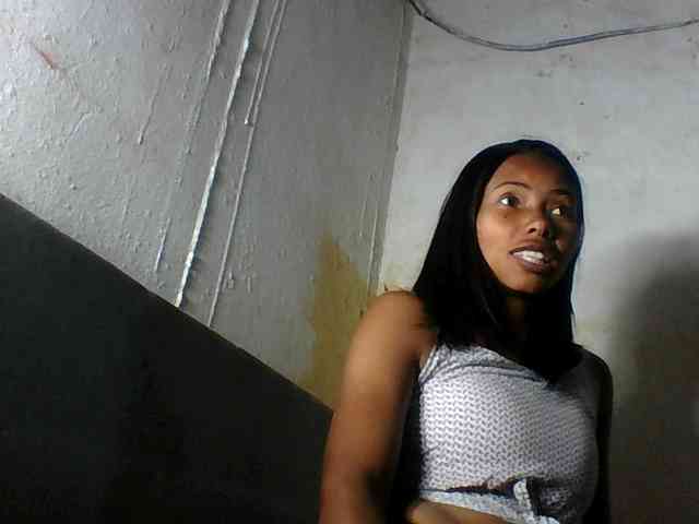 Aina9