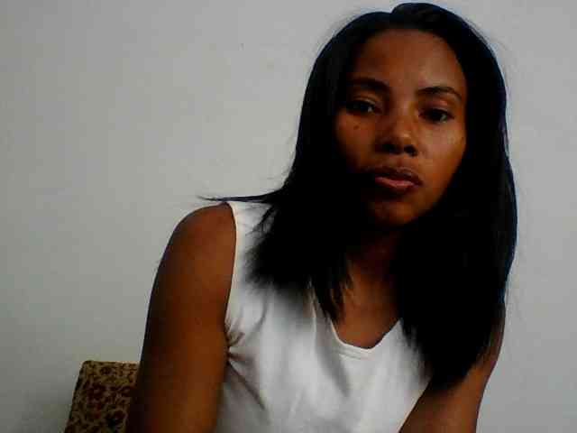 Aina9 Live Webcam on BongaCams