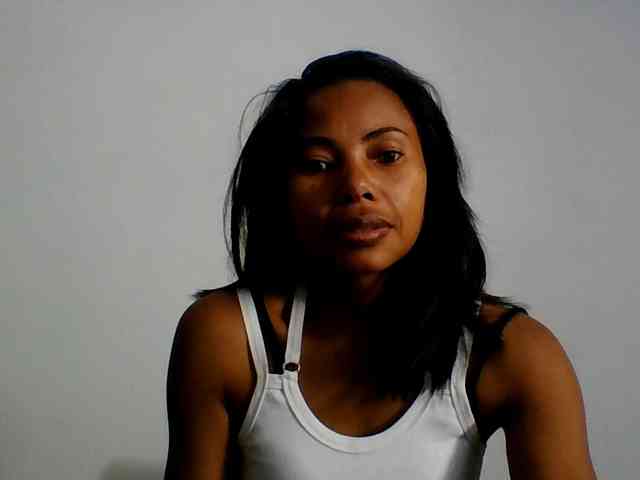 Modèle: Aina9