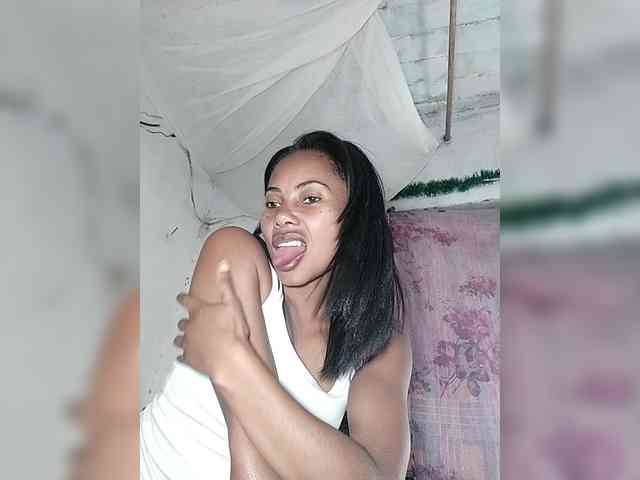 Modèle: Aina9