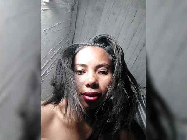 Aina9