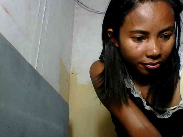 Aina9