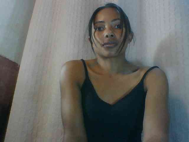 Aina9 Live Webcam on BongaCams