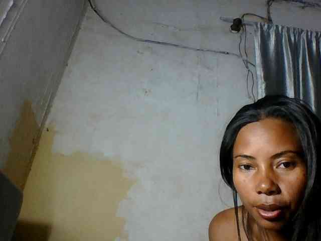 Modèle: Aina9