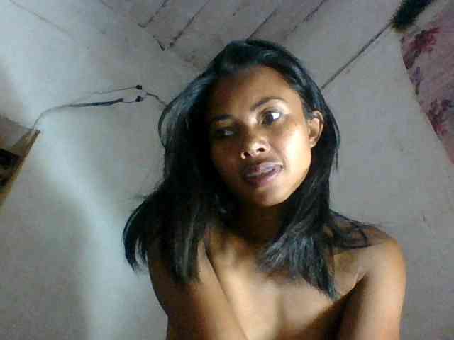 Aina9