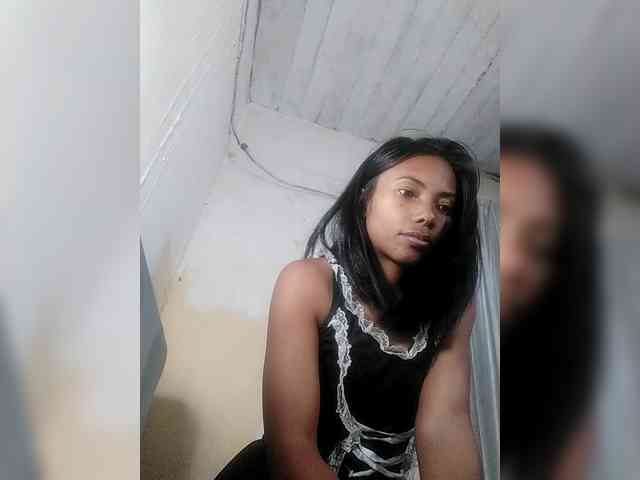 Aina9 Live Webcam on BongaCams