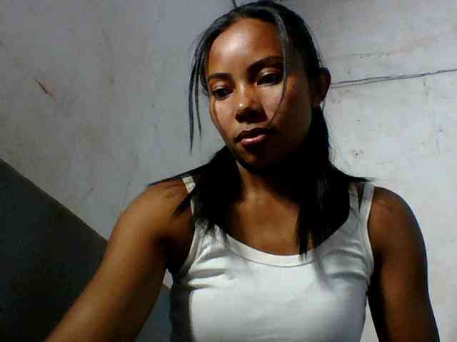 Aina9