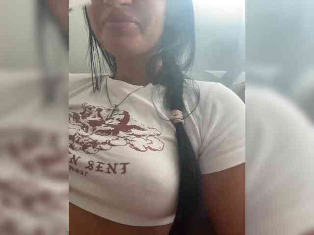 Liya- webcam