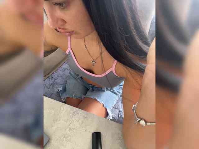 Liya- webcam