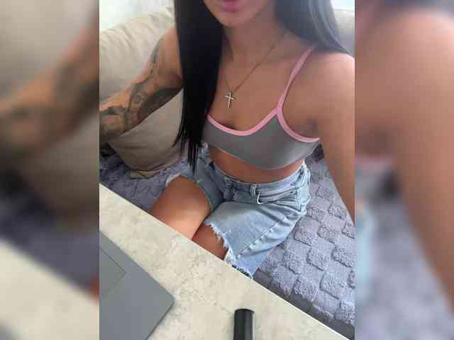 Liya- webcam