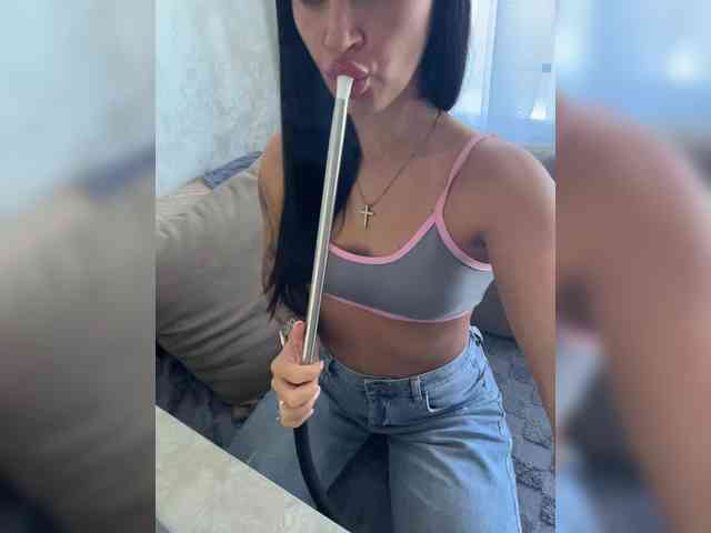 Liya- Sex Cam Show
