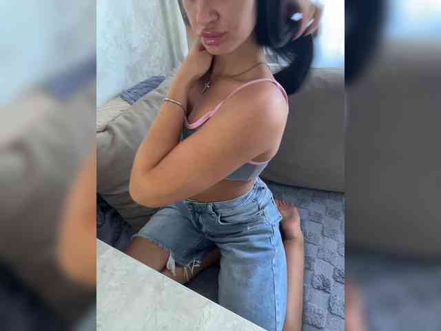 Liya- webcam