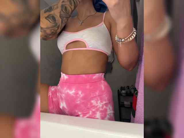 Liya- webcam