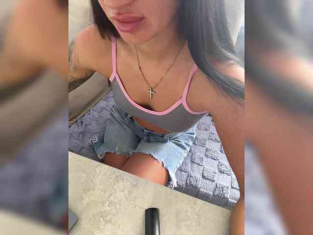 Liya- webcam