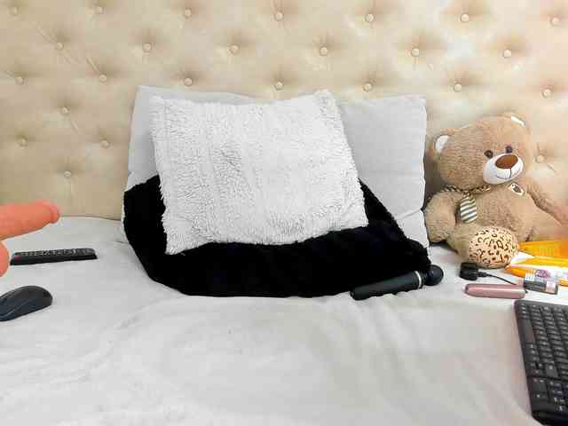cataleya-sinn Live Webcam on BongaCams