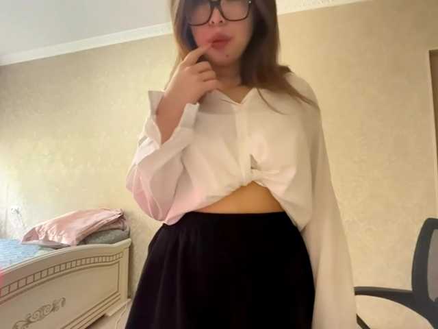 RonnaMonserrate's BongaCams show and profile