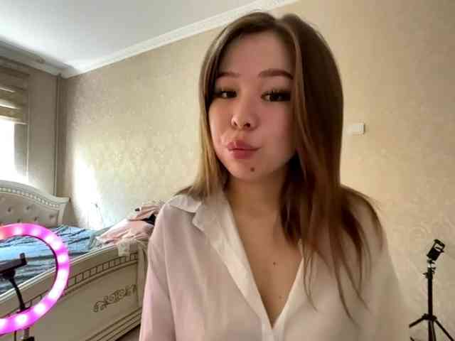 RonnaMonserrate webcam