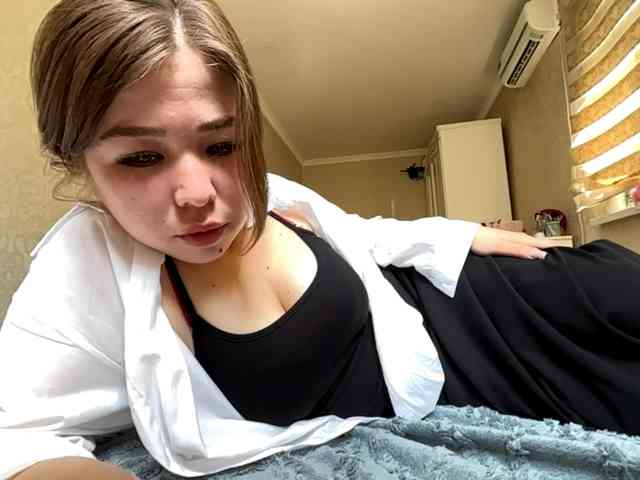 RonnaMonserrate webcam