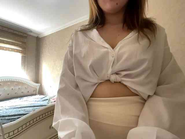 RonnaMonserrate webcam