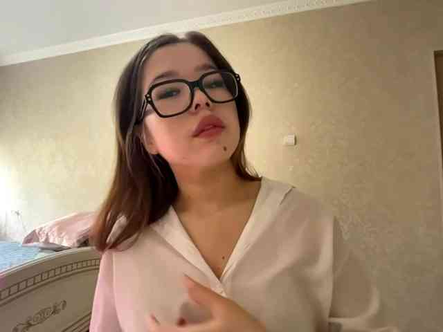 RonnaMonserrate webcam